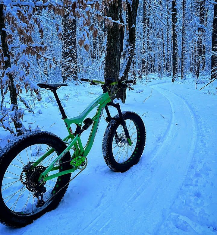 Foes Mutz winter 2023 Green 